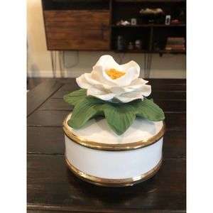 Hummingbird Music Box